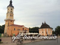 Экскурсионный тур: Каменец-Подольский, Черновцы + Бакота, 3 дня